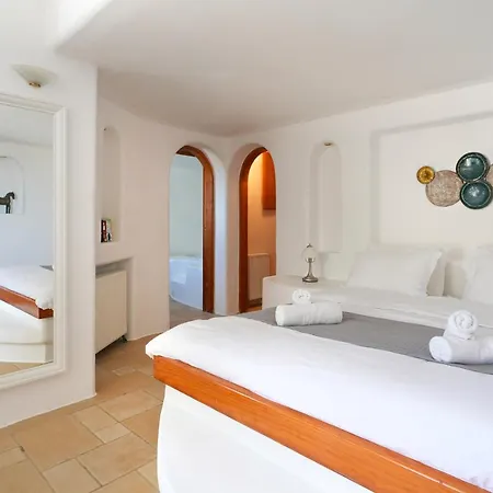 Vila Cliff 270 In Houlakia