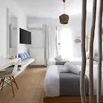 Cliff 270 In Houlakia Fanári