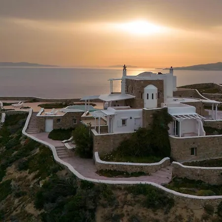 Villa Cliff 270 In Houlakia