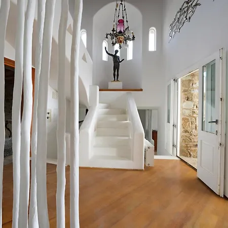 Cliff 270 In Houlakia Villa *